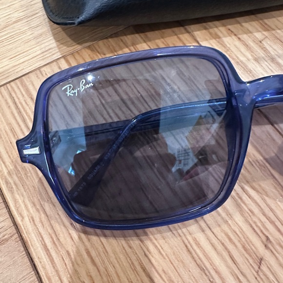 Ray-Ban Transparent Blue Sunglasses - John. - Picture 2 of 4